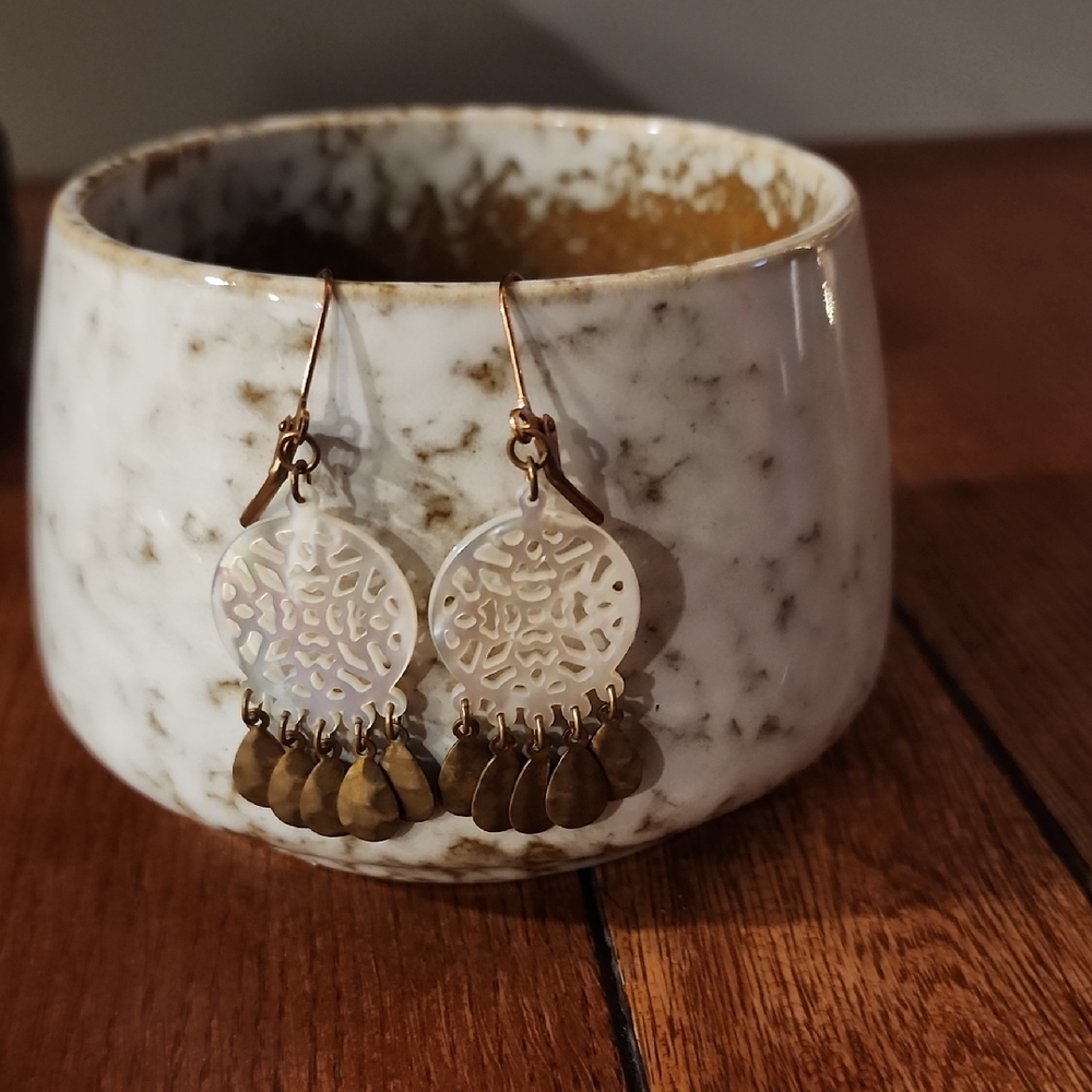 Elegant Gold and White Pearl Dangle Earrings